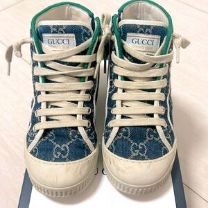 Gucci tenis de 1977 USED . Good Condition . “ as is “